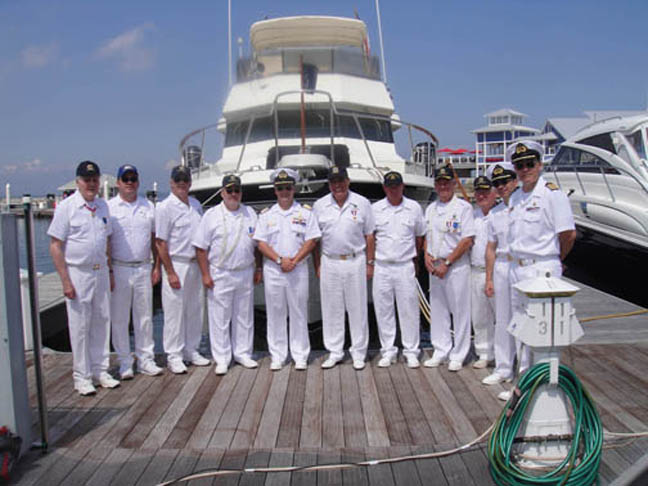 Oficiales y Cadetes finalizado el Bogatun